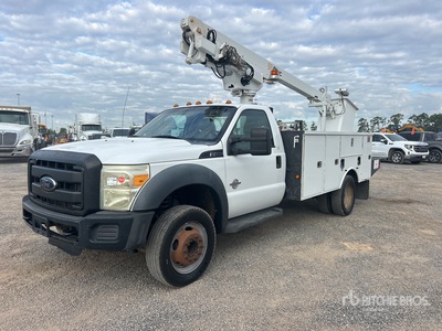 Altec AT200A 28.9 ft on 2012 Ford F-450 XL 4x2 Bucket Truck