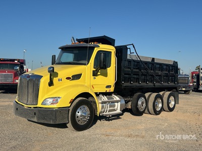 2018 Peterbilt 579 8x4 Tri/A Dump Truck