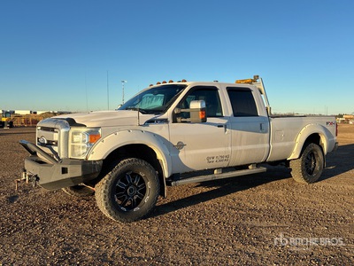 2011 Ford F-350 Lariat 4x4 Crew Cab Pickup