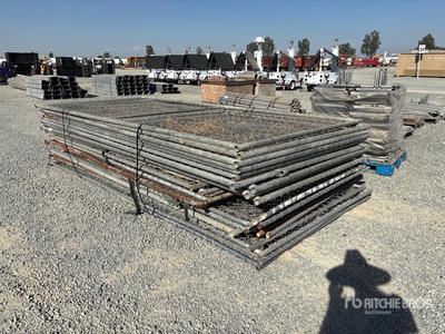 Quantity of 12 ft x 6 ft Chain Link Vallas