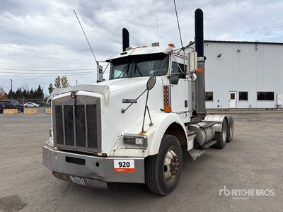 2001 Kenworth T800 6x4 T/A Day Cab Truck Tractor