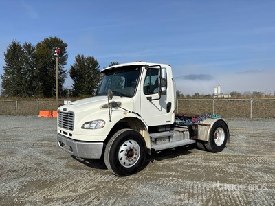 2005 Freightliner M2 106 4x2 Cabina per trattore stradale 2 assi