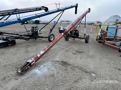 Brandt 735 7 in x 35 ft Vis sans fin à grain (Inoperable)