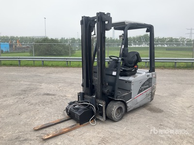 2007 Nissan G1N1L20Q 2000 kg Electric Forklift (Inoperable)