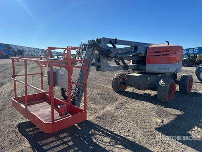 2011 Skyjack SJ46AJ 2WD Dual Fuel Plataforma Elevadora Articulada