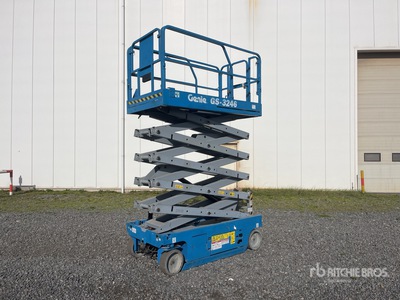 2010 Genie GS3246 Electric Scissor Lift