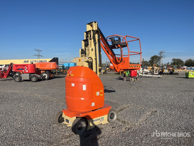 Vertical Mast Lifts