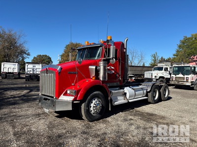 2007 Kenworth T800 6x4 T/A Day Cab Truck Tractor