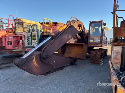 2000 Cat 320B L Tracked Excavator (Inoperable)