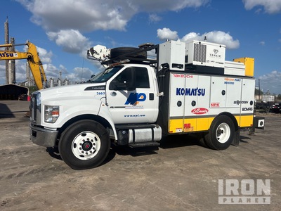 2017 Ford F-750 XL 4x2 サービスカー