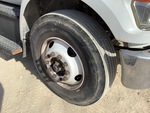 Underbody with Right Steer Tire