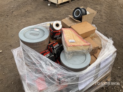 Quantity of Pallet of Misc Parts Pièces divers
