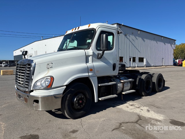 2015 Freightliner Cascadia 125