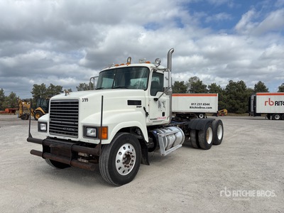 2013 Mack CHU613 6x4 Day Cab Truck Tractor