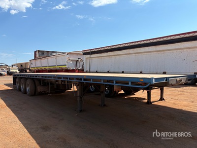 1987 Howard Porter 40 ft Tri/A Flatbed Trailer