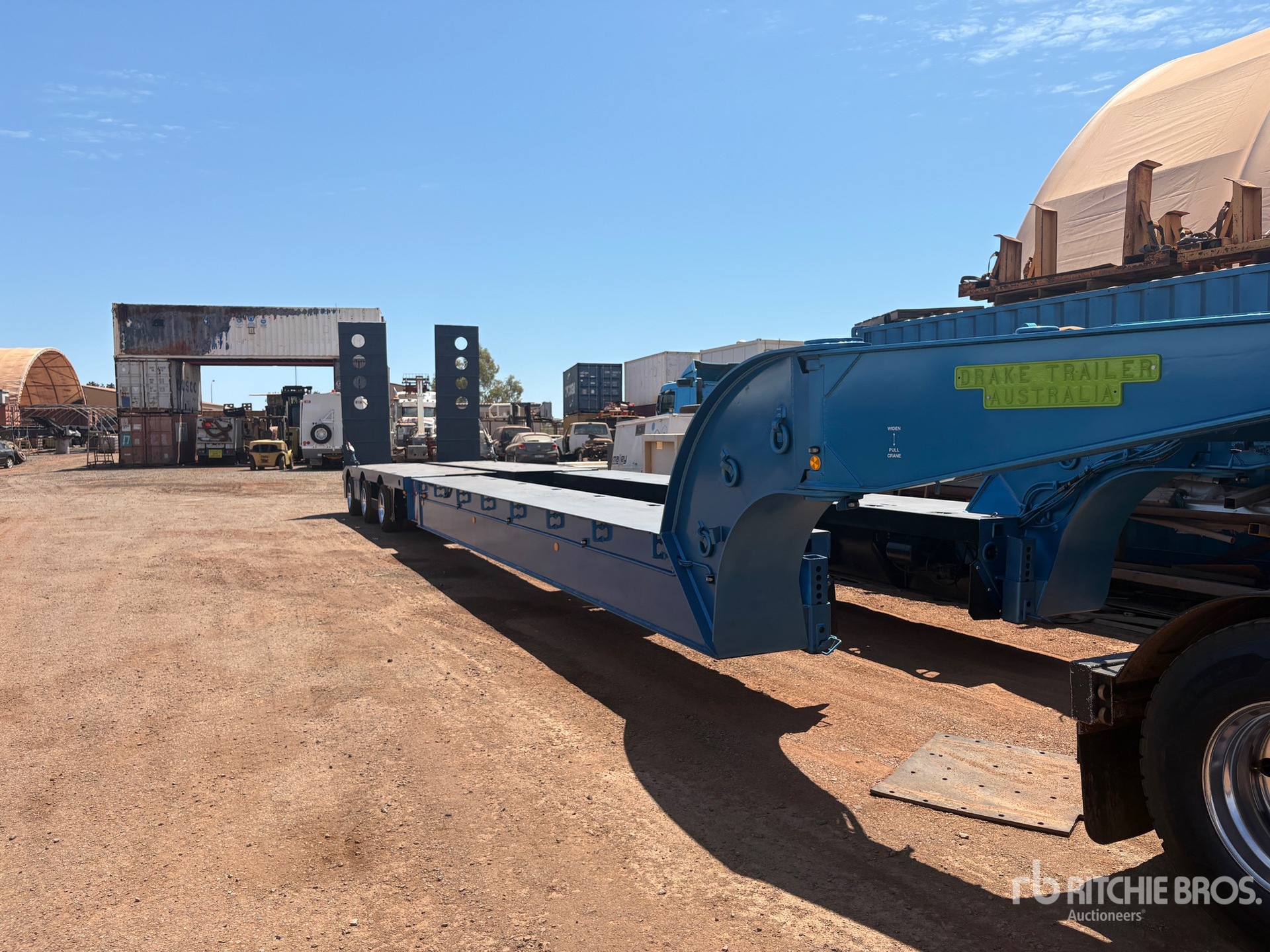 2009 Drake 3x8 Extendable & Widener Trailer Tri/A Specialty Trailer