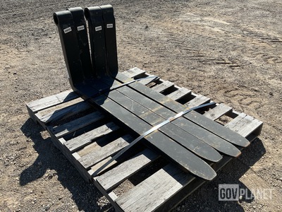 (4) Arrow Material Handling 73237-4-48A19012 Shaft-Mounted Telehandler Forks