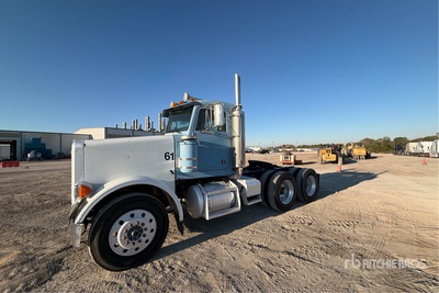 2004 Peterbilt 378 6x4 تراكتور شاحنة كابينة النوم (ثنائية المحور)