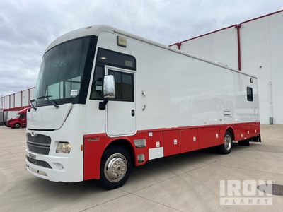 2015 Freightliner/Winnebago Forza Motor Home
