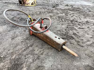 2020 Socomec DMS165 2350 mm Hydraulic Breaker