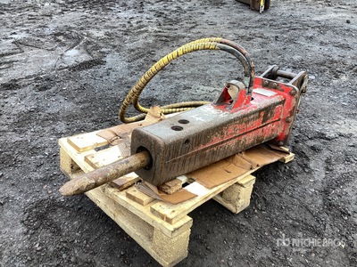 2020 Socomec 95/2 2600 mm Hydraulic Breaker