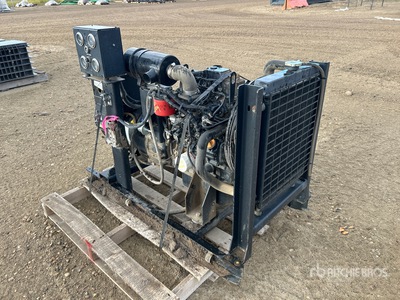 Stamford 発電機セット (250-749 kw/310-950 kva)
