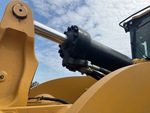 Hydraulics with Bucket Tilt Cylinders