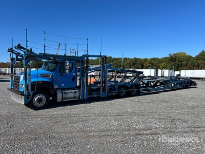 2015 Freightliner 114SD 6x4 Car Carrier Truck