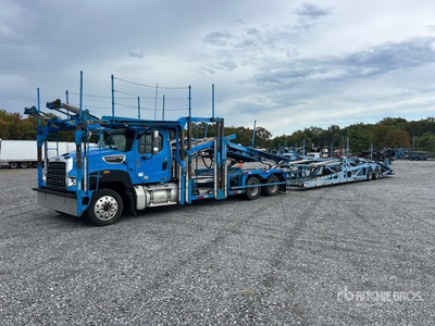 2015 Freightliner 114SD 6x4 Car Carrier Truck