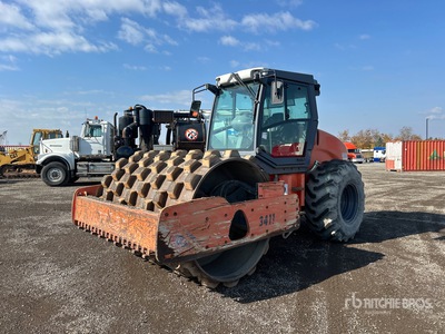 2015 Hamm 3411P Padfoot Drum Compactor