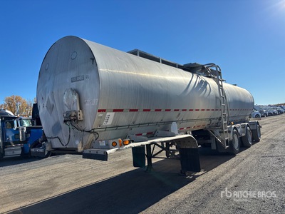 1992 Westa Tri/A Spread Axle Tanker Trailer