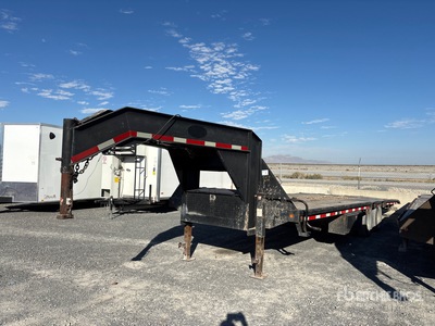 2006 Load Max 28 ft T/A Gooseneck Equipment Trailer
