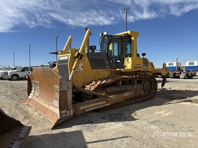 2012 Komatsu D85EX-15 Bouteur sur chenilles