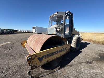 2001 JCB W1105D Rodillo compactador (Inoperable)