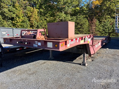 2015 Trail-Eze TE80XT 48 ft T/A Sliding Axle Trailer