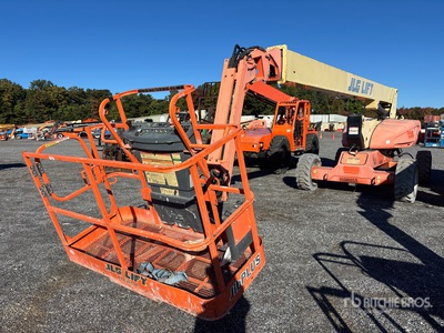 2011 JLG M600JP 4WD Hybrid Articulating Boom Lift