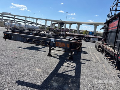 2005 Chief Transportation Product 20 ft Spread Axle T/A Extendable Containerchassis