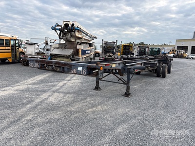 2006 Chief Transportation Product 46 ft T/A Extendable Container Trailer
