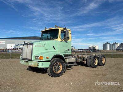 2002 Western Star 4900 6x4 T/A Day Cab Truck Tractor