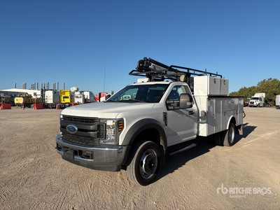 2019 Ford F-550 4x2 Service Truck