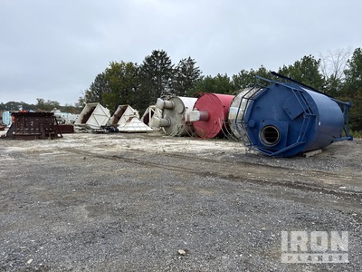 Voler Simon Mixer taken apart 2 yard concrete Simon Mixer with a Voler Batch Plant, 4 Silos, 2 Hoppers, Conveyors, Dissasembled Concrete Batch Plant