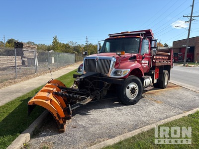 2007 International 7400 4x2 Snow Plow Truck