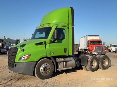 2021 Freightliner Cascadia 116 T/A Dagcabine Trekker