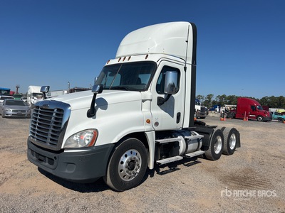 2020 Freightliner Cascadia 125 6x4 Ciągnik siodłowy T/A z kabiną dzienną