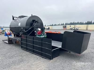 Royal 2000 Gallon Asphalt Sealer Spray System トラック付属品