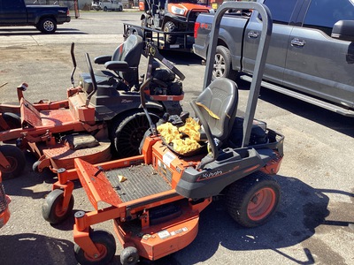 2023 Kubota Z231KW-42 Zero-Turn Lawn Mower