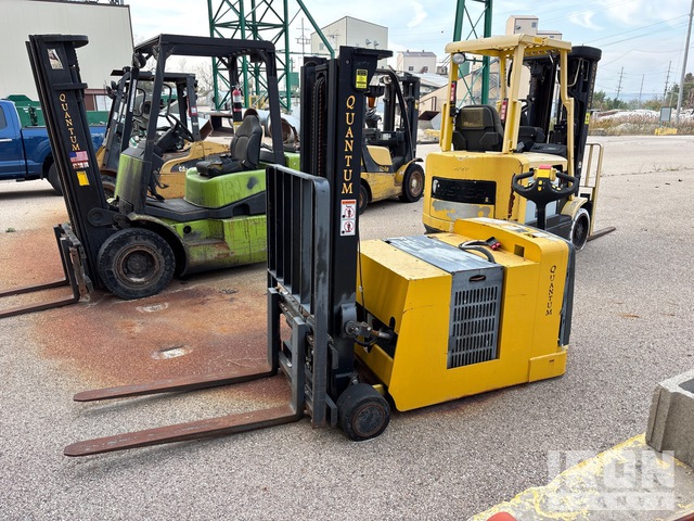 Hyster W30ZC 2800 lb Electric Pallet Jack (Inoperable)