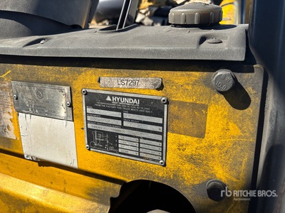 2021 Hyundai 301 Forklift