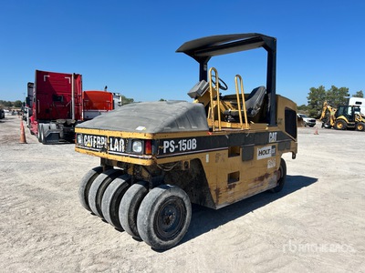 2003 Cat PS-150B 9 Wheel Pneumatic Roller