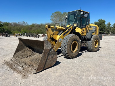 2016 Komatsu WA270-7 Chargeuse sur roues